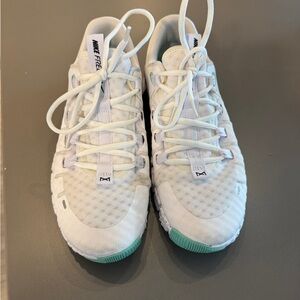 Nike women’s Metcon sneakers
